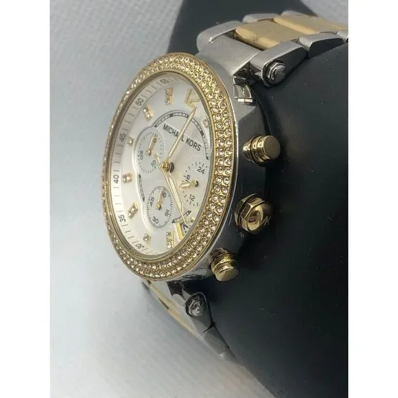 Michael Kors MK5626 Womens Stainless Steel Analog Silver Dial Quartz Watch LP136 - Picture 2 of 9